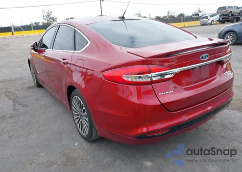 2017 Ford Fusion Hybrid Titanium из США, поврежденный, VIN 3FA6P0RU0HR317547